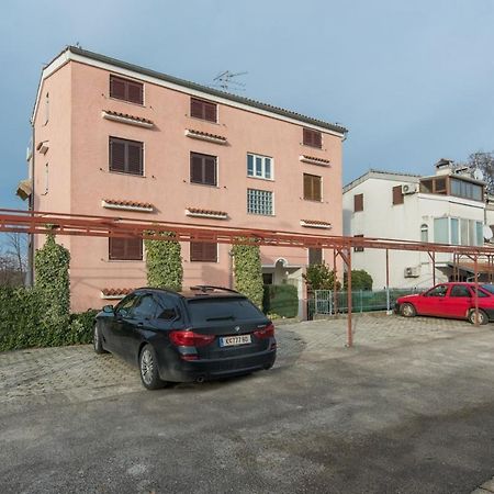 Apartment Roberto Punta Porec Exterior photo